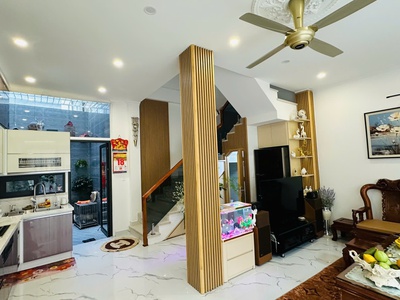 Nhà 4 tầng nội thất cực đẹp, mặt tiền gần 6m khu phân lô Thế Lữ - Hạ Lý 3