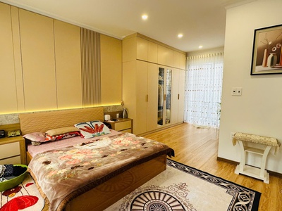 Nhà 4 tầng nội thất cực đẹp, mặt tiền gần 6m khu phân lô Thế Lữ - Hạ Lý 8