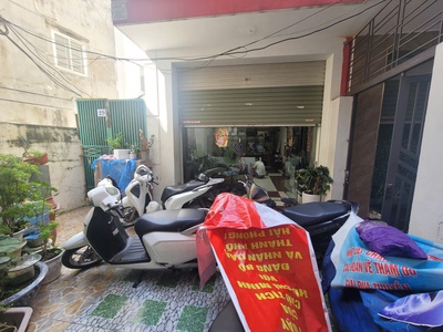 Nhà 4 tầng sân cổng riêng cực rộng chợ Hàng mới, để được 8 xe máy 1