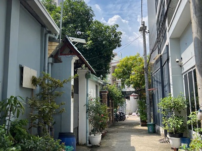 Nhà đẹp Tam Bình 65m2 giá chỉ hơn 3 tỷ, lô góc 2