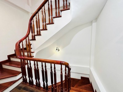 PHÂN khúc hiếm tầm tiền NGỌC THỤY 32M 5 TẦNG MT 3,5M 7 TỶ, NGÕ Ô TÔ TRÁNH Nhà mới xây về ở ngay 1