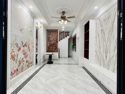 BÁN NHÀ THƯỢNG THANH LONG BIÊN mặt ngõ ô tô đỗ cửa 8 tỷ 44M 4 tầng MT 4M nội thất đẹp 0