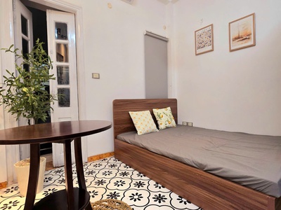 Cho thuê phòng đẹp thoáng sáng ban công cửa sổ 40 chính kinh, thanh xuân ngã tư sở 0