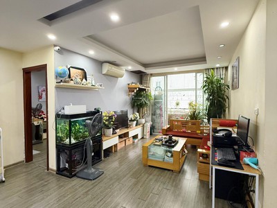 Bán nhanh căn cc n03, ngõ 84, chùa láng, 7.x tỷ, 75m2 view đẹp hàng hiếm - full nội thất 0