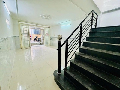 Bán nhà mặt tiền hưng phú q.8- 48m2- 3 tầng chỉ 8.3 tỷ. 1