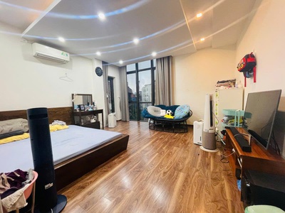 Bán nhà ngọc khánh 110m2x8 tầng - mt 9.8m - trung tâm ba đình - 85 tỷ ô tô đỗ cửa 3