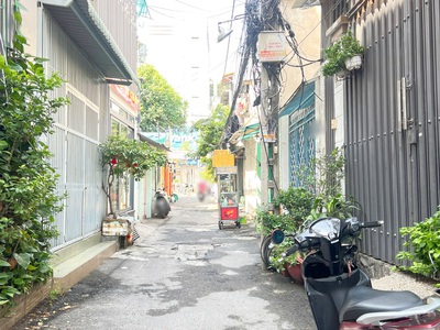 Nhà 2 tầng mặt tiền đường số sát phạm hùng p4q8. giá: 7.28 tỷ 3