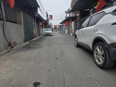 Bán 137.1m2 đất lỗ giao nằm trong lõi kđt đa mục tiêu - 3 ô tô tránh 2