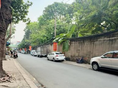 Nhà hxh ngủ trong nhà đường cống lở phường 15 cuc quận tân bình. 0