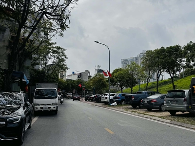 Đất vàng trung tâm bồ đề  55m2, mặt tiền 5m, ô tô tránh, giá đầu tư 1x tỷ 0