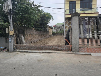 Bán 137.1m2 đất lỗ giao nằm trong lõi kđt đa mục tiêu - 3 ô tô tránh 3