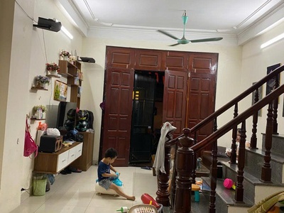Bán nhà kim giang 39m2. 4 tầng. mặt tiền 4.2m. giá 11.5 tỷ hoàng mai hà nội 3