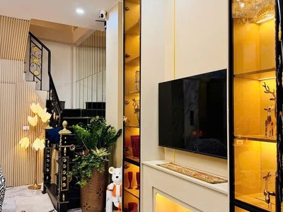 Bán nhà hoàng mai 31m2. 5 tầng. mặt tiền 3.8m. giá 9.95 tỷ hoàng mai hà nội 4