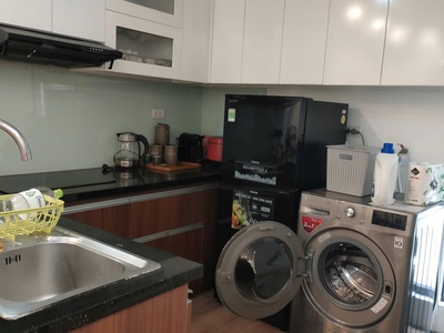 Bán gấp giá rẻ nhà văn chương 15m, 4 tầng, mặt tiền 2.8m, 3 tỷ đống đa. 2