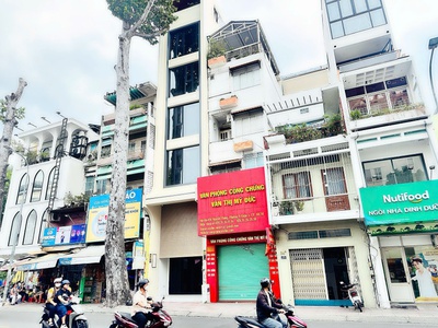 Duy nhất nhà bán mtkd đ.nguyễn thông, quận 3 - chính chủ chưa qua đầu tư lh giang giang: 0