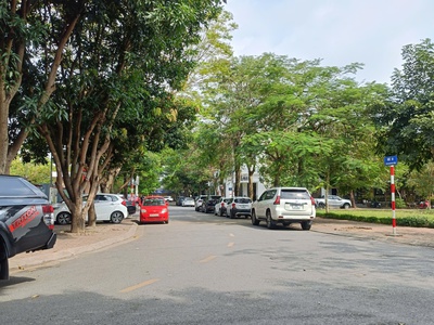 Bán đất phân lô,  vỉa hè , phường cự khối long biên. 3