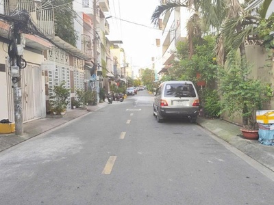 Bán nhà hxh 8m thoại ngọc hầu - gần nguyễn sơn, 4x28m, cấp 4, tiện xây, 3pn, 9,5 tỷ. 0