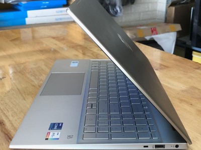 Laptop HP Pavilion 15 Core i7-1260P RAM 16GB SSD 512GB VGA ON Màn 15.6 Inch Full HD Máy Đẹp 3