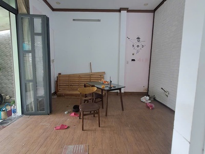 Cho thuê nhà riêng Đường Số 7, P.Linh Tây 130m , 3PN, sân vườn 9tr/tháng 6