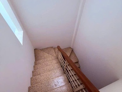 Bán nhà nguyễn khoái trong đê 4 tầng dân xây chắc chắn gần phố hai bà trưng 3