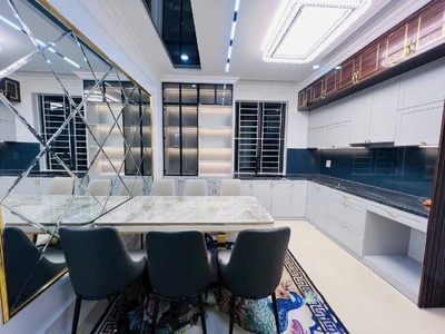 Bán nhà Phân lô Hoàng Quốc Việt, 60m2, 6T, thang máy, ở   k/doanh cực đẹp. 2