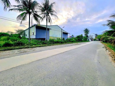  Đất mặt tiến kinh doanh - sát hoà khương - sát ql 14b 1