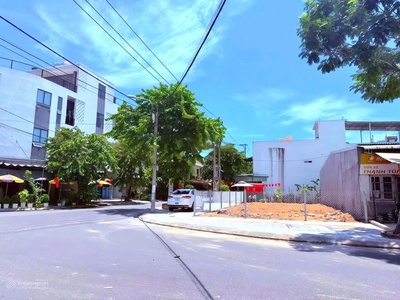 Bán đất 150m2 lô góc 2MT đường 10m5 Đặng Tử Bình và 7m5 Mẹ Thứ, Hòa Xuân, Đà Nẵng giá tốt 0
