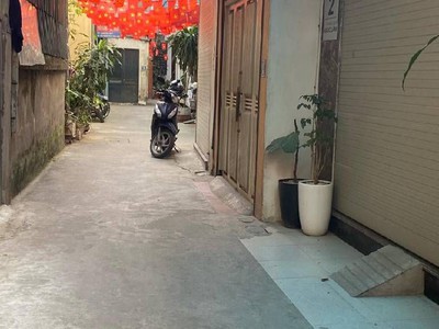 Bán đất tặng nhà 2t ngọc lâm, oto vào 40m vuông đẹp giá đầu tư 1