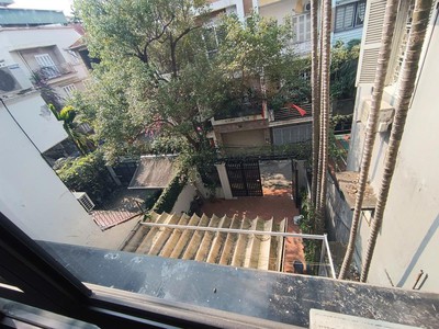 Siêu phẩm, biệt thự sân vườn, 2 ô tô ngủ trong nhà , võng thị , tây hồ 138m 5t giá 46 tỷ 4