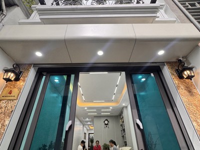 Bán nhà riêng 5 tầng phố nguyễn sơn 60 m2 mặt tiền 4m x 13.5 tỷ long biên-hà nội. 0