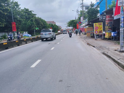 Cần bán siêu phẩm 223m2 nhà cấp 4 mt đường nguyễn hữu trí 0