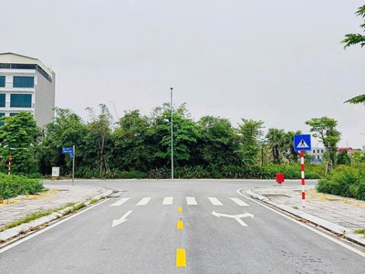 Bán lô đất mặt phố KDC Ngọc Châu Đồng Triều, ph Ngọc Châu, TP HD, 72m2, mt 4.5m, 3.x tỷ 2