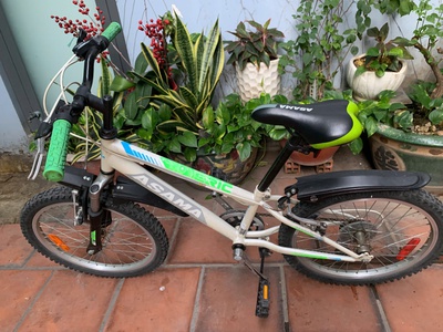 Cần bán xe đạp tre em hiệu Asama 0