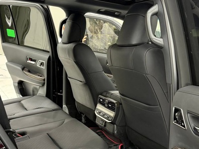 Bán Toyota Land Cruiser LC300 sản xuất 2023, 1 chủ. 10