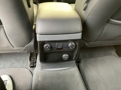 Ford Everest 2.2 AT Titanium 4x2 sx 2016 đky 2017 10