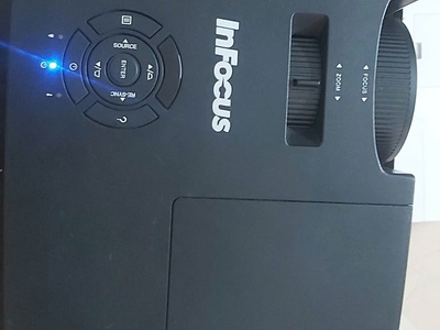 Máy chiếu ìnocus 0