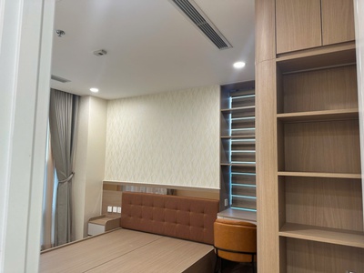 Cho thuê căn hộ chung cư cao cấp 4