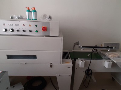 Máy cắt dán và rút màng co POF bán tự động, máy màng co cho hộp trà cafe 0