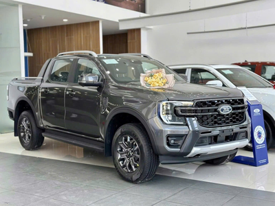 Ford Ranger 2026   lựa chọn hoàn hảo cho cả công việc và gia đình 0