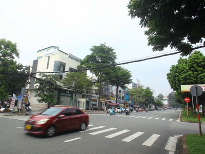 NHÀ MẶT TIỀN đường 60 MÉT, khu TÊN LỬA - BÌNH TÂN, DT 129 mét vuông CHỈ 28 tỷ 13