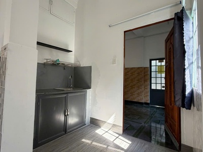 CHO THUÊ phòng trọ DỊCH VỤ gần Công viên Lê Thị Riêng, Đại Học Bách Khoa 2