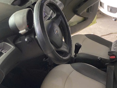 Bán Chevrolet Spark M300 Lt Nhỏ Gọn, Tiết Kiệm 3
