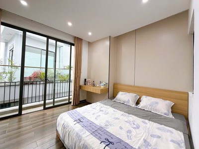 Lô góc gần Nguyễn Hoàng, Ô tô đậu 20m, 3 mê hiện đại 9