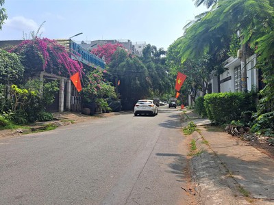 Đất nền xây 7 tầng kdc làng đại học, 125m, chỉ 10 tỷ 0