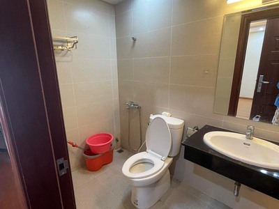 Cho thuê chung cư 219 Trung Kính, 70m, 2 PN đủ đồ 15 triệu/tháng 8