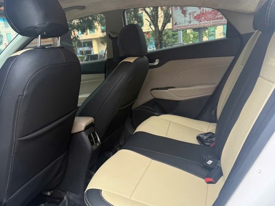 Bán Hyundai Accent 2019   Bản Full, Có Cửa Sổ Trời 3