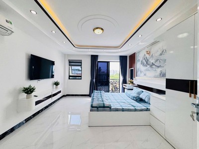 ngay phạm văn đồng - 5 tầng btct - 33m2 - 5 tới sân bay - công viên gia định - sổ vuông a4 - 2