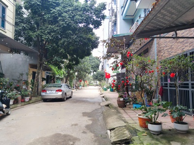 Bán đất phú cát, quốc oai 100 m2 full thổ cư, đừng ô tô tải tránh, giá 25 tr/m2 1