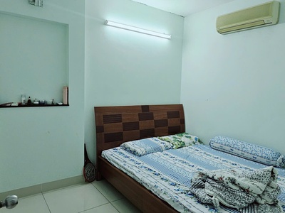 Cần bán gấp nhà mtkd bàu cát, 133m , vị trí đẹp chỉ 15 tỷ 4