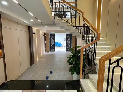 Nhà đẹp hiếm ngã tư ga   sát gò vấp 0